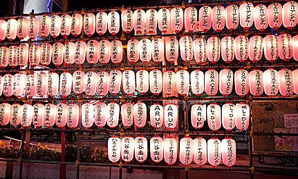 《最后生还者：重制版》游戏与现实场景对比 还原逼真